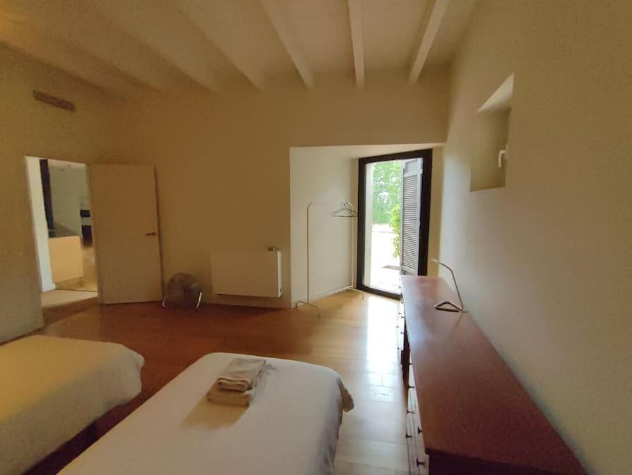 Designer Home With Pool Near Beach And Village Alella Esterno foto